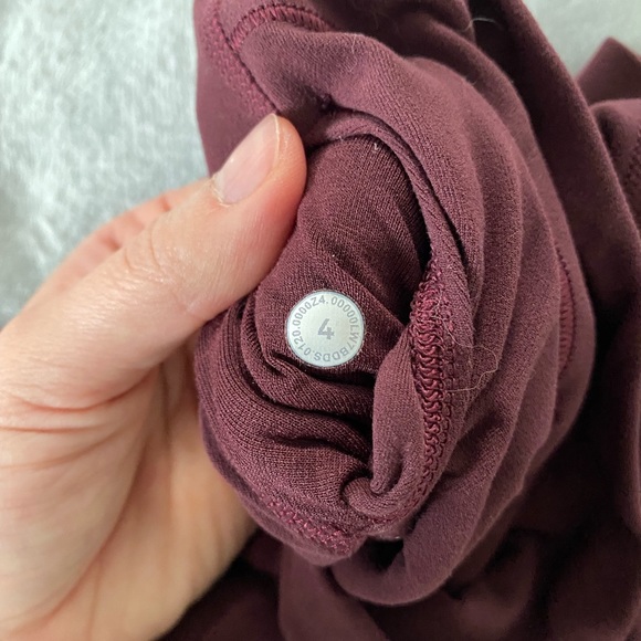 Align Super High Rise Short 10” - Picture 6 of 8